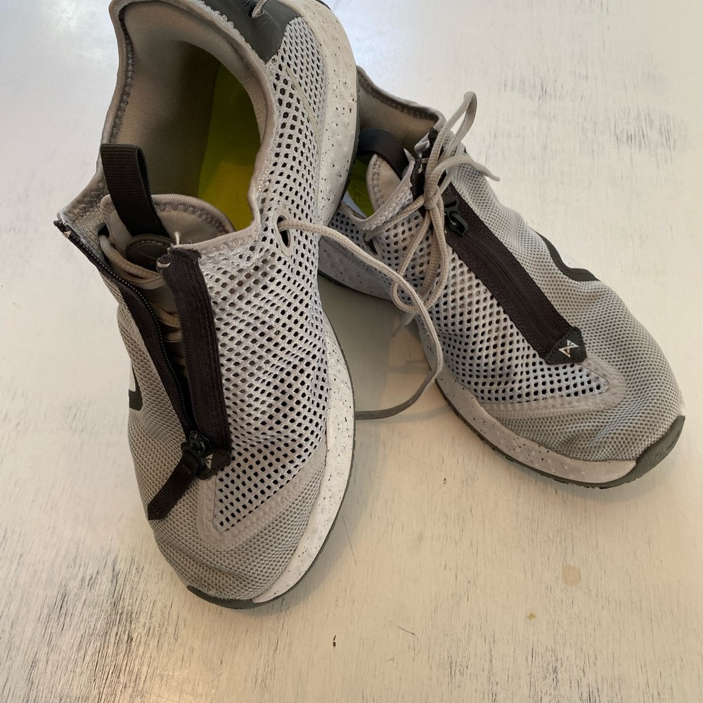 Nike men basketball shoes